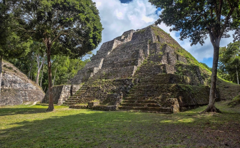 Site archéologique de Yaxhá